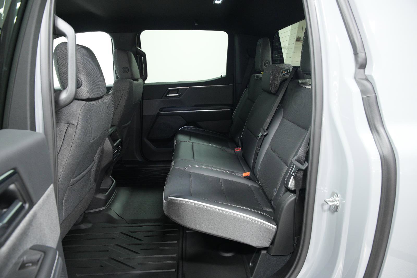 New 2026 GMC Sierra EV Elevation image 21