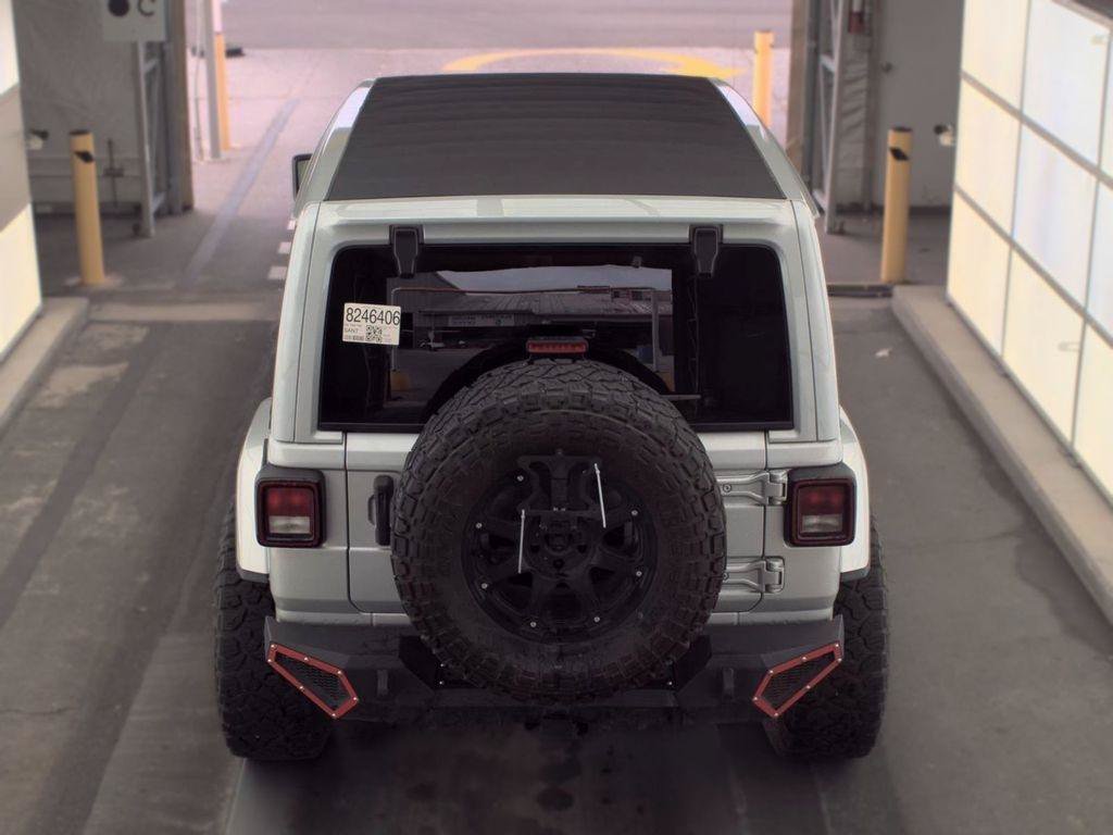 Used 2023 Jeep Wrangler Unlimited Sahara w/ Cold Weather Group AWD/4WD image 6