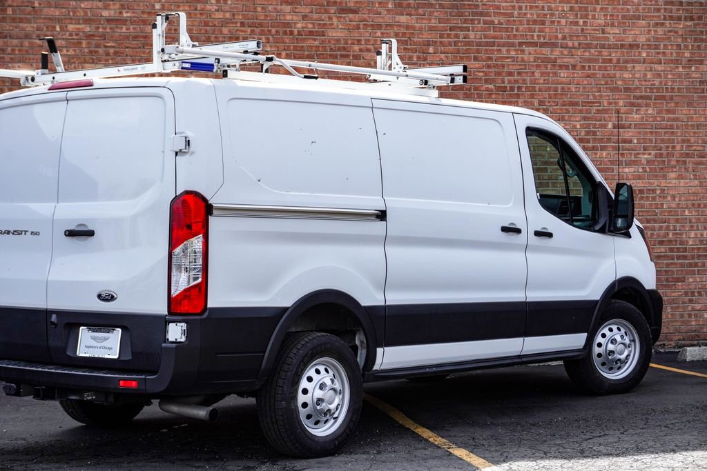 Used 2023 Ford Transit 150 Low Roof AWD image 10