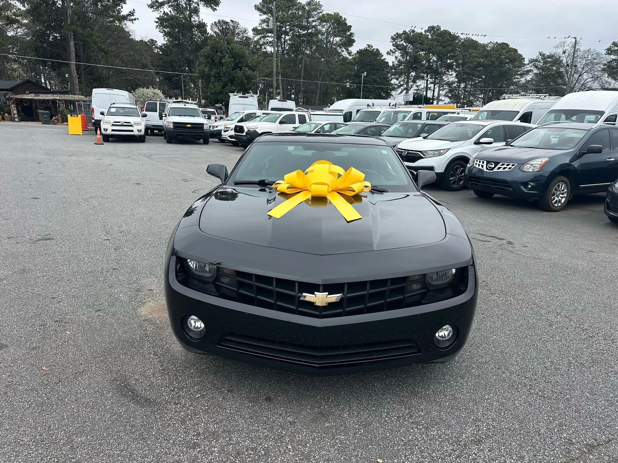 Used 2011 Chevrolet Camaro LT RWD image 3