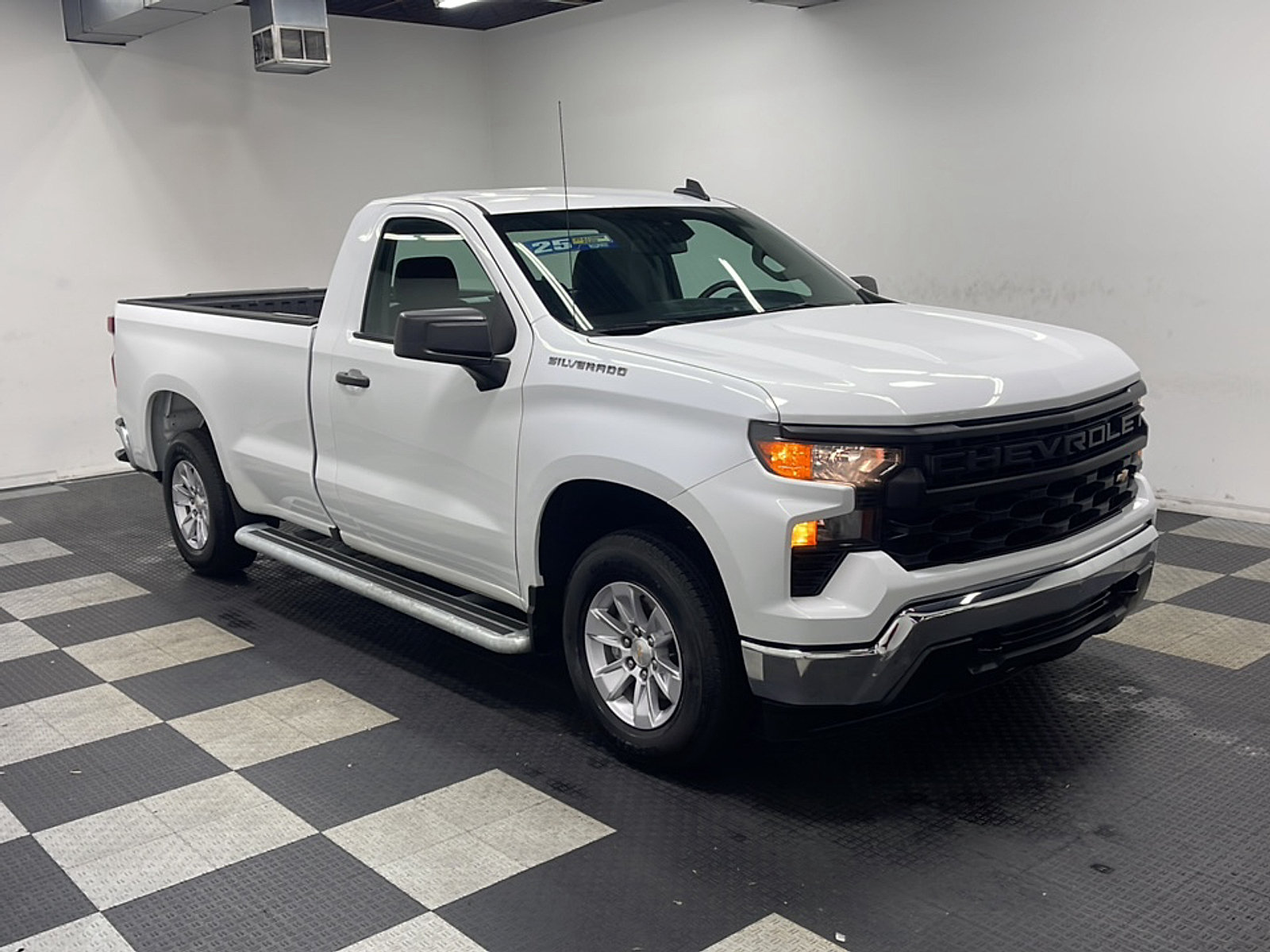 Used 2025 Chevrolet Silverado 1500 W/T RWD image 19
