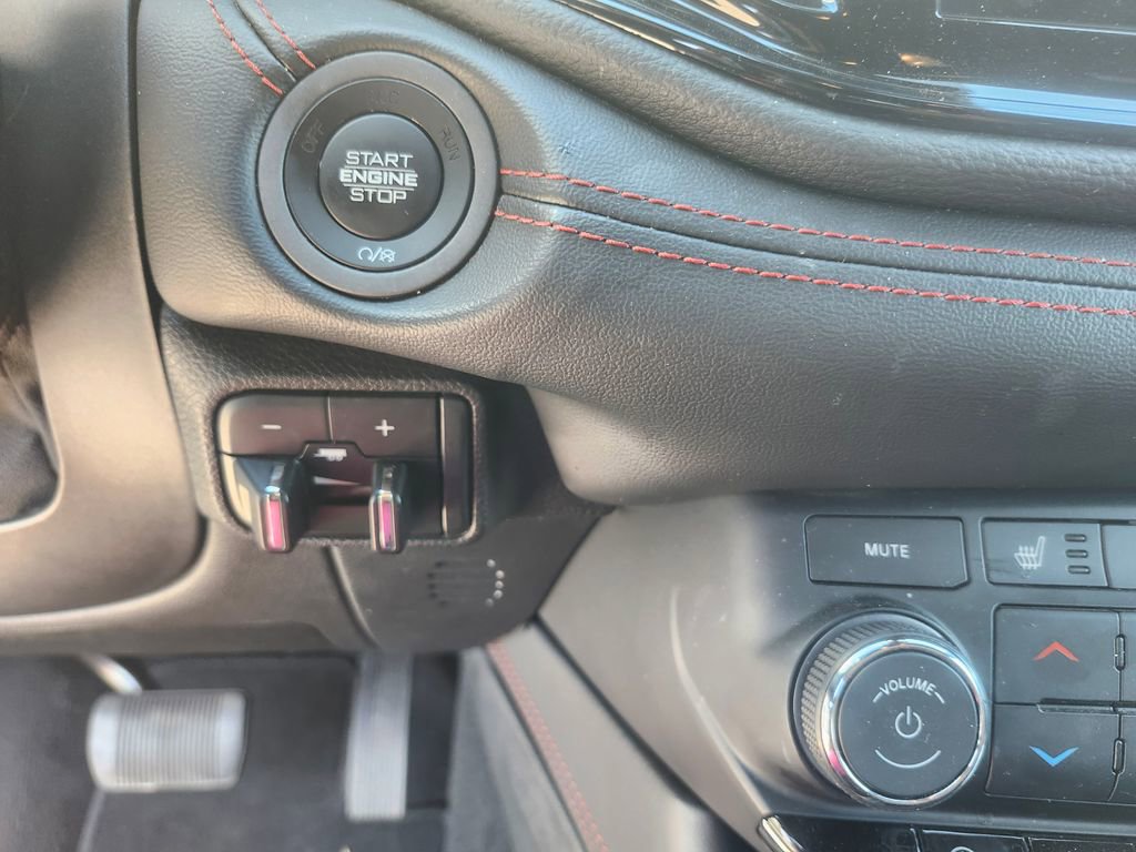 Used 2024 Dodge Durango GT image 9