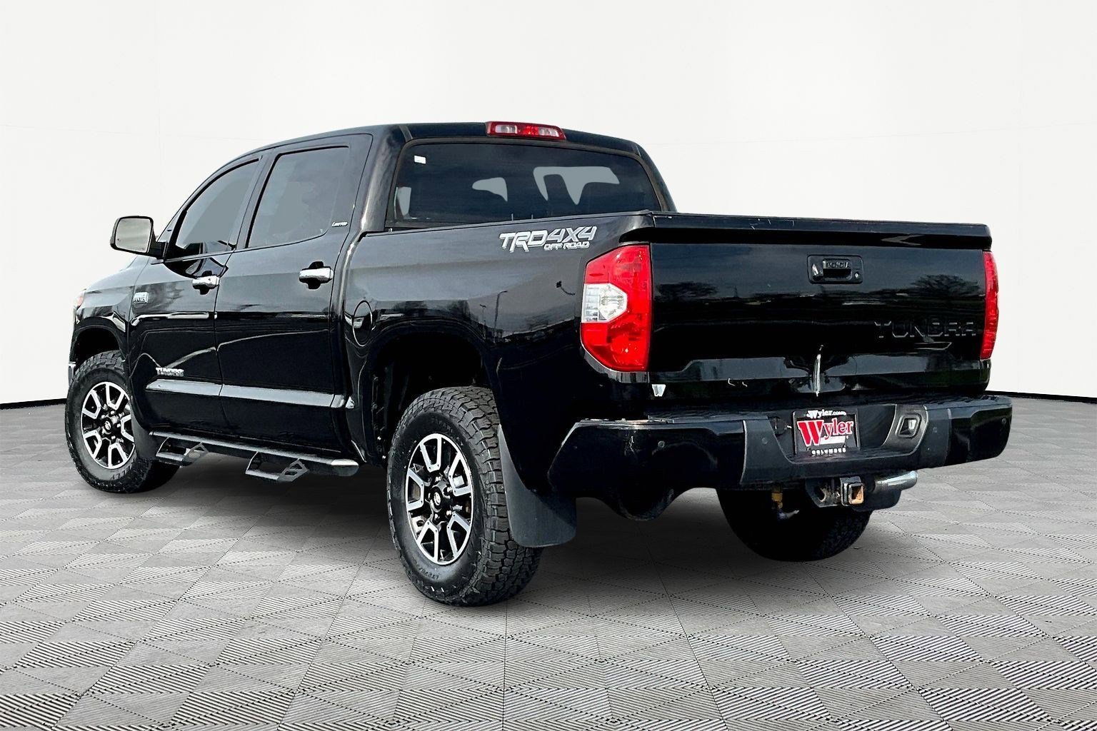 Used 2021 Toyota Tundra Limited w/ Limited Premium Package AWD/4WD image 4