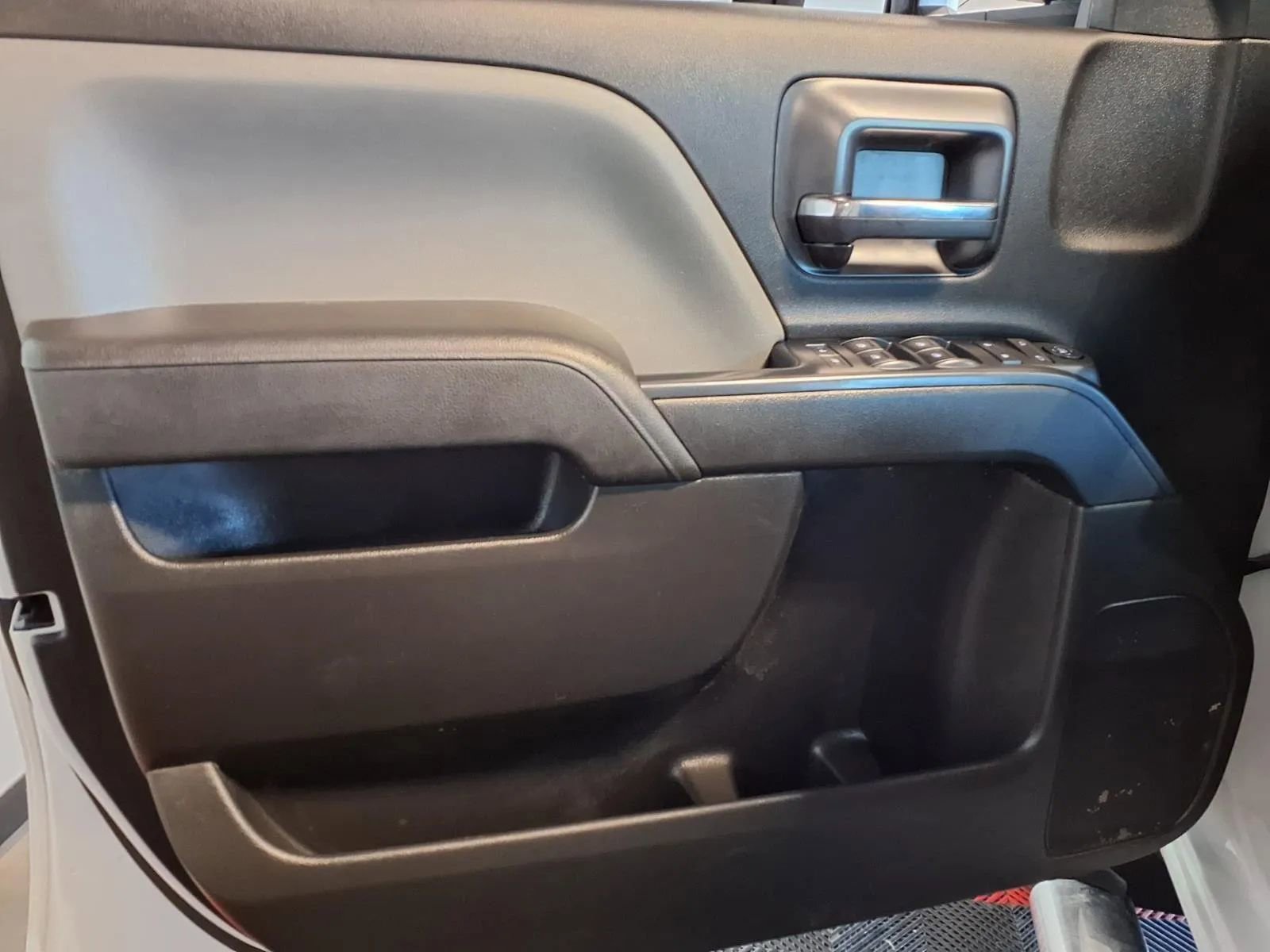 Used 2018 Chevrolet Silverado 2500 W/T w/ WT Fleet Convenience Package AWD/4WD image 17