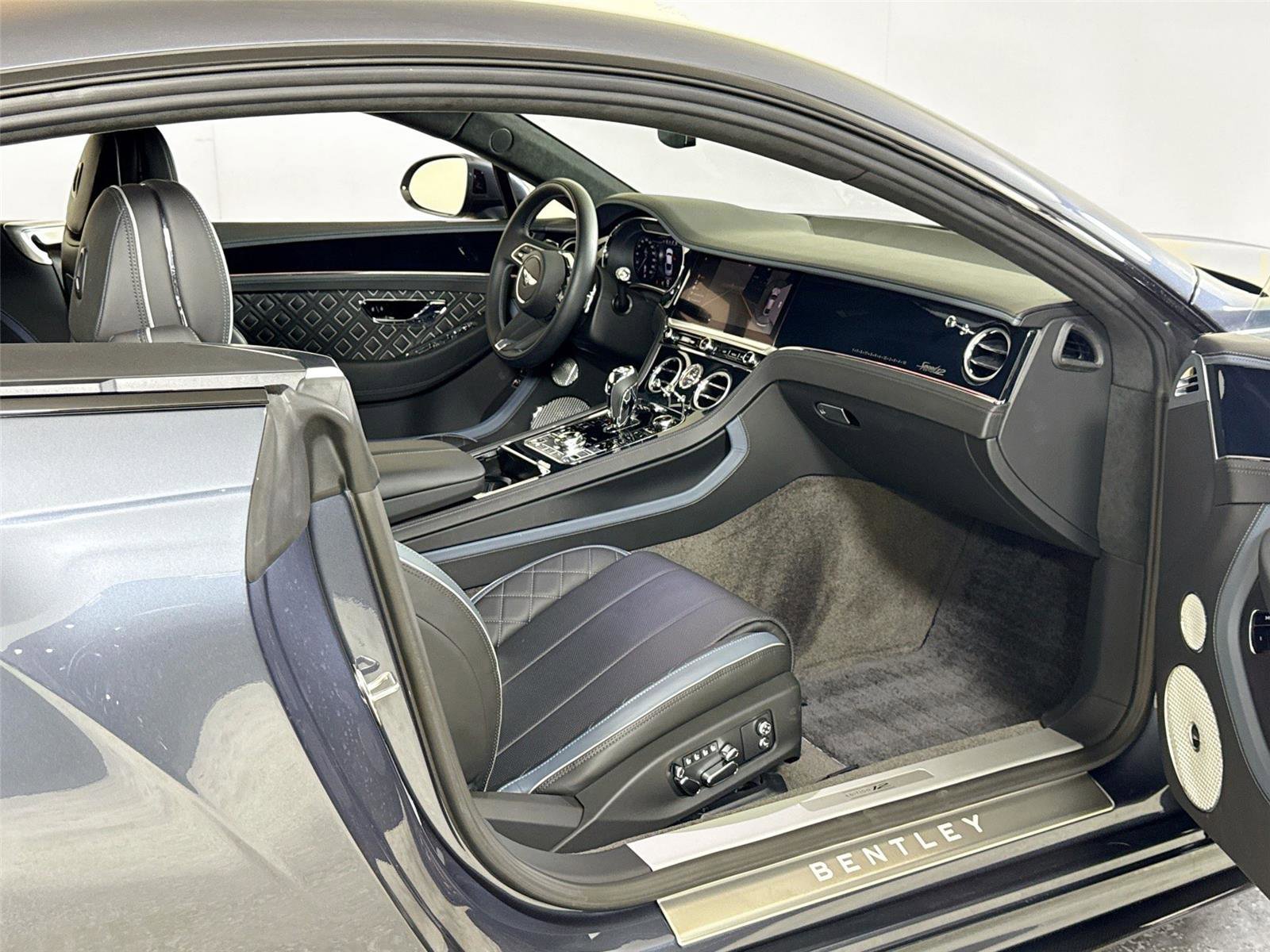 Used 2024 Bentley Continental GT Speed image 29
