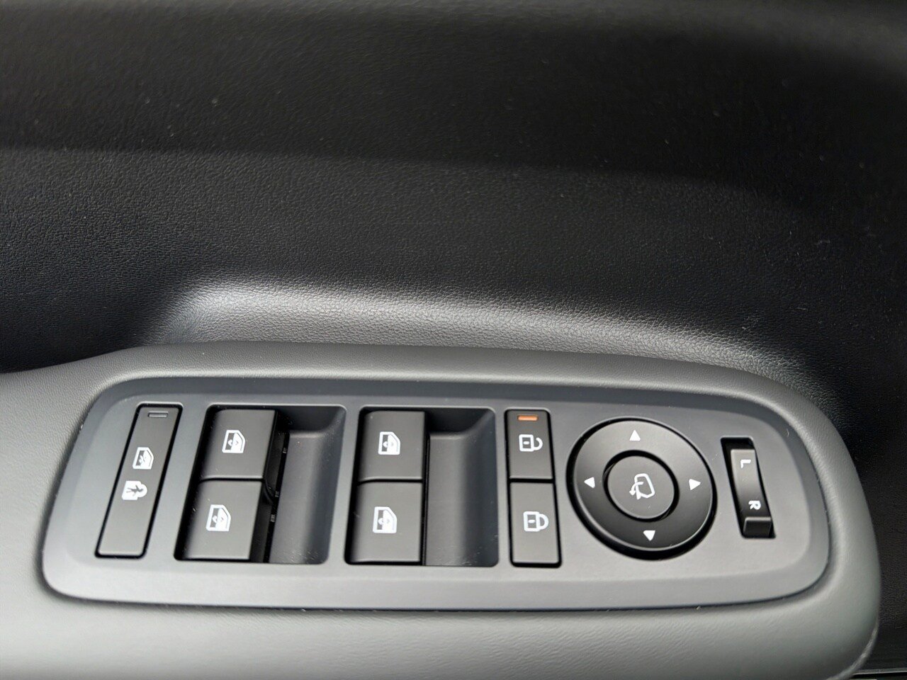 Certified 2025 Hyundai Santa Fe Calligraphy AWD/4WD image 16