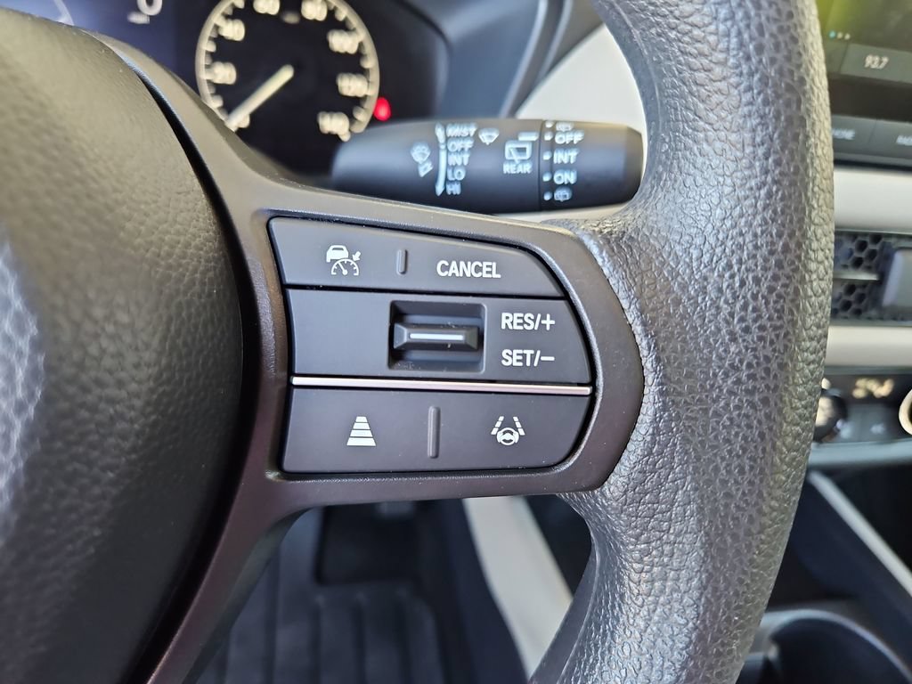 Used 2025 Honda HR-V LX image 12