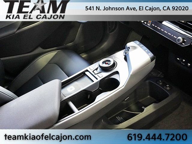New 2025 Kia EV6 Wind image 13