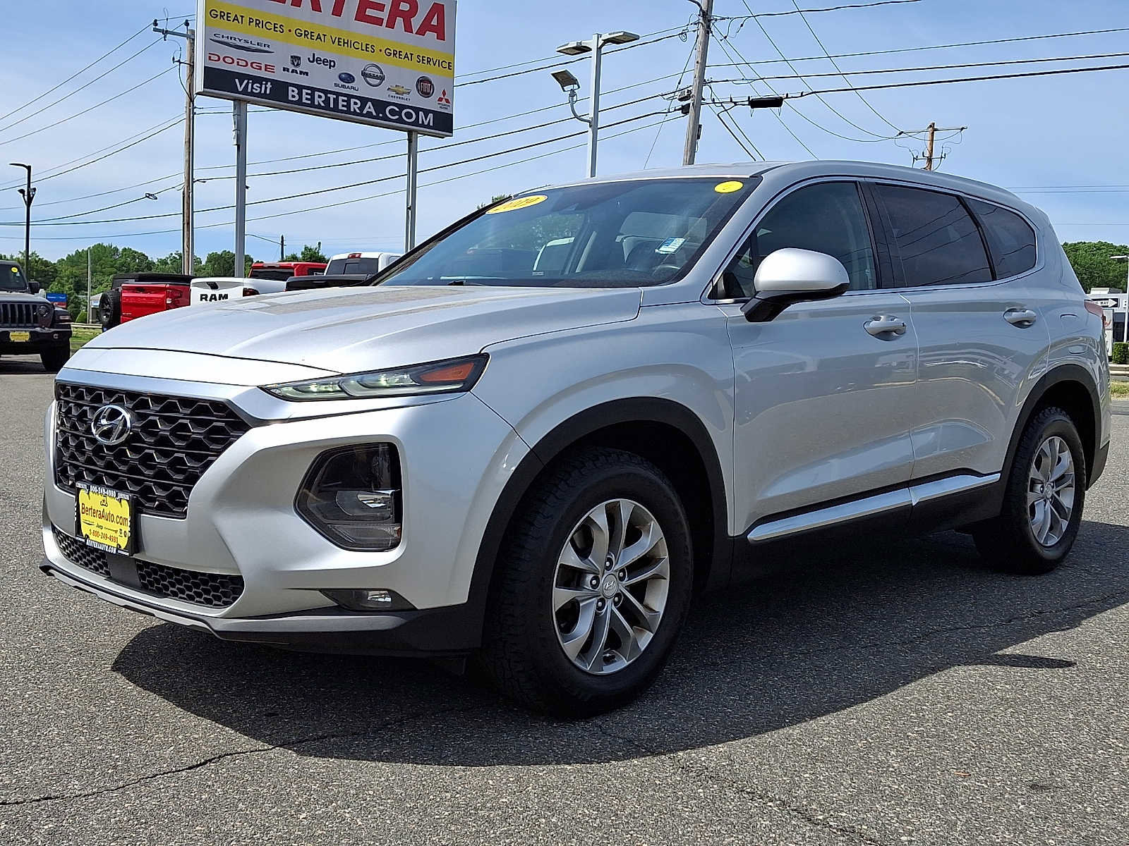 Used 2019 Hyundai Santa Fe SEL AWD/4WD image 3