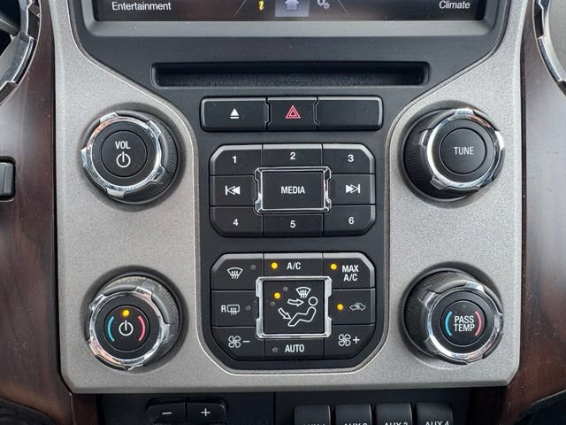 Used 2015 Ford F350 Lariat w/ Lariat Ultimate Package AWD/4WD image 33