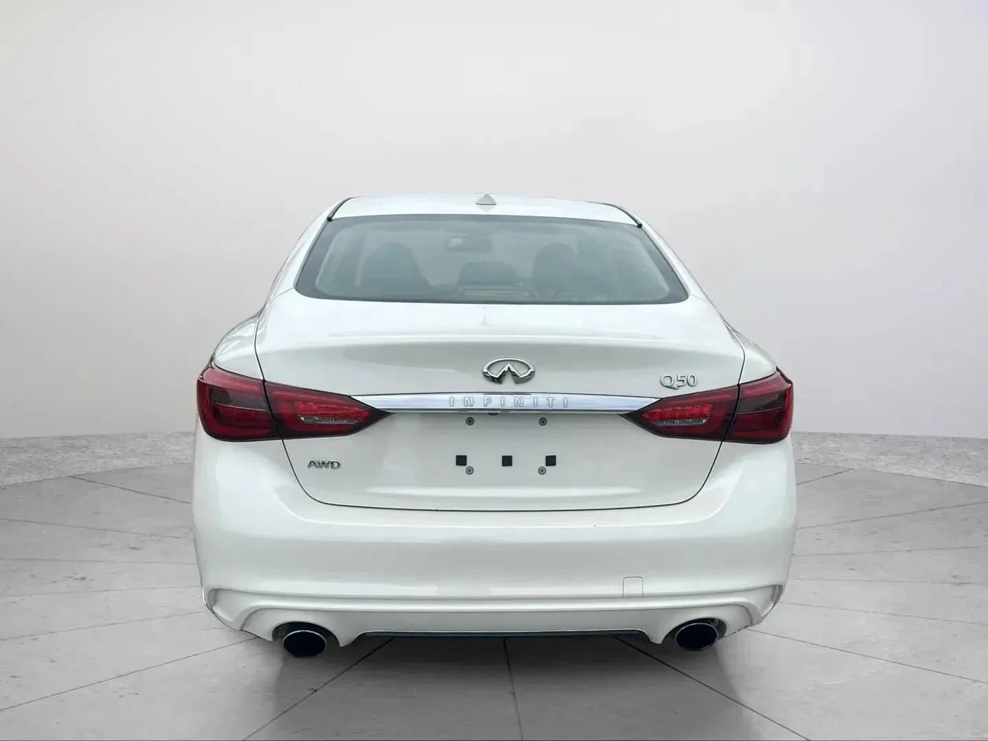 Used 2019 INFINITI Q50 Luxe w/ Essential Package (3.0T Luxe) AWD/4WD image 14