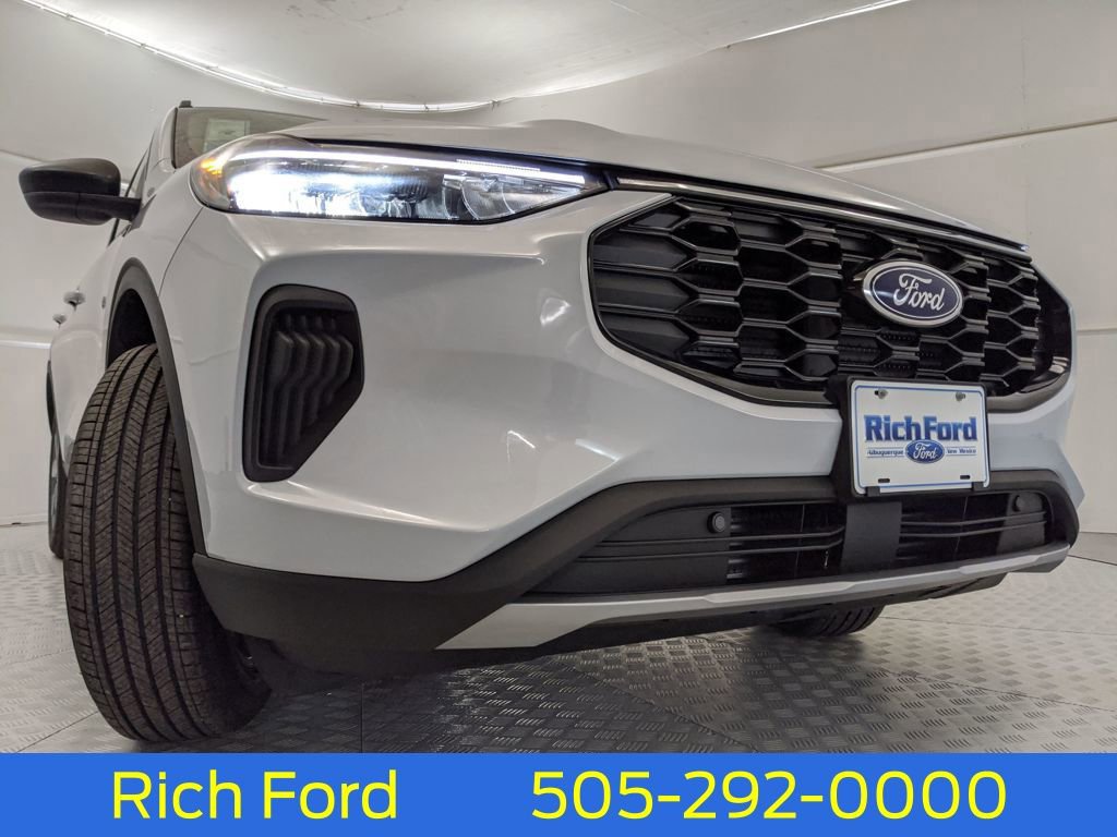 New 2026 Ford Escape ST-Line w/ Tech Pack #1 image 28