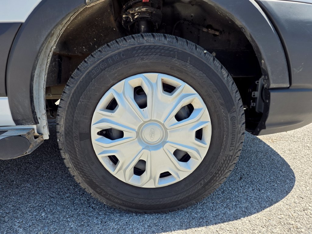 Used 2025 Ford Transit 250 Low Roof w/ Exterior Upgrade Package RWD image 30