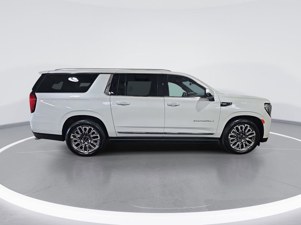 Certified 2024 GMC Yukon XL Denali Ultimate AWD/4WD image 2