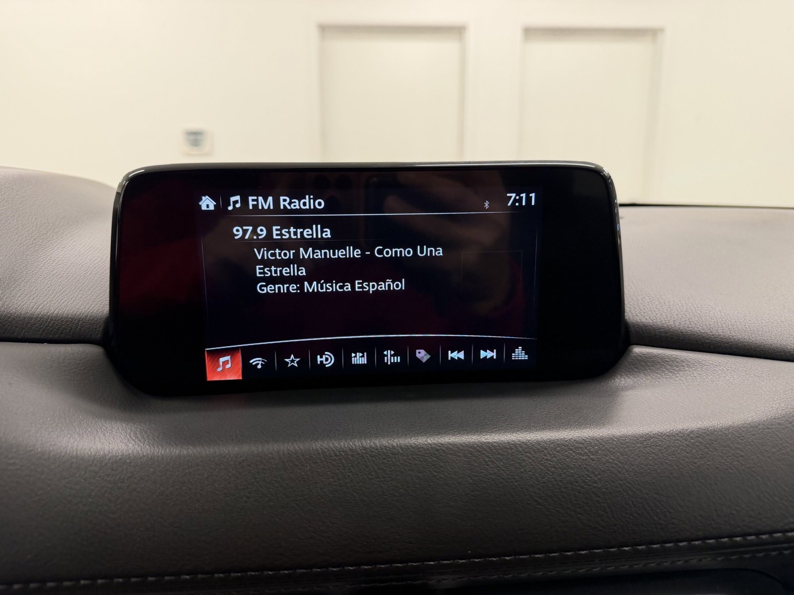 Used 2019 MAZDA CX-5 Touring image 10