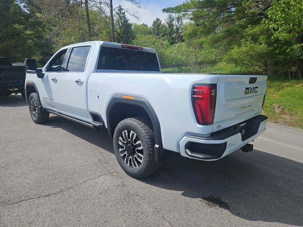 New 2026 GMC Sierra 2500 Denali Ultimate w/ Max Trailering Package AWD/4WD image 3