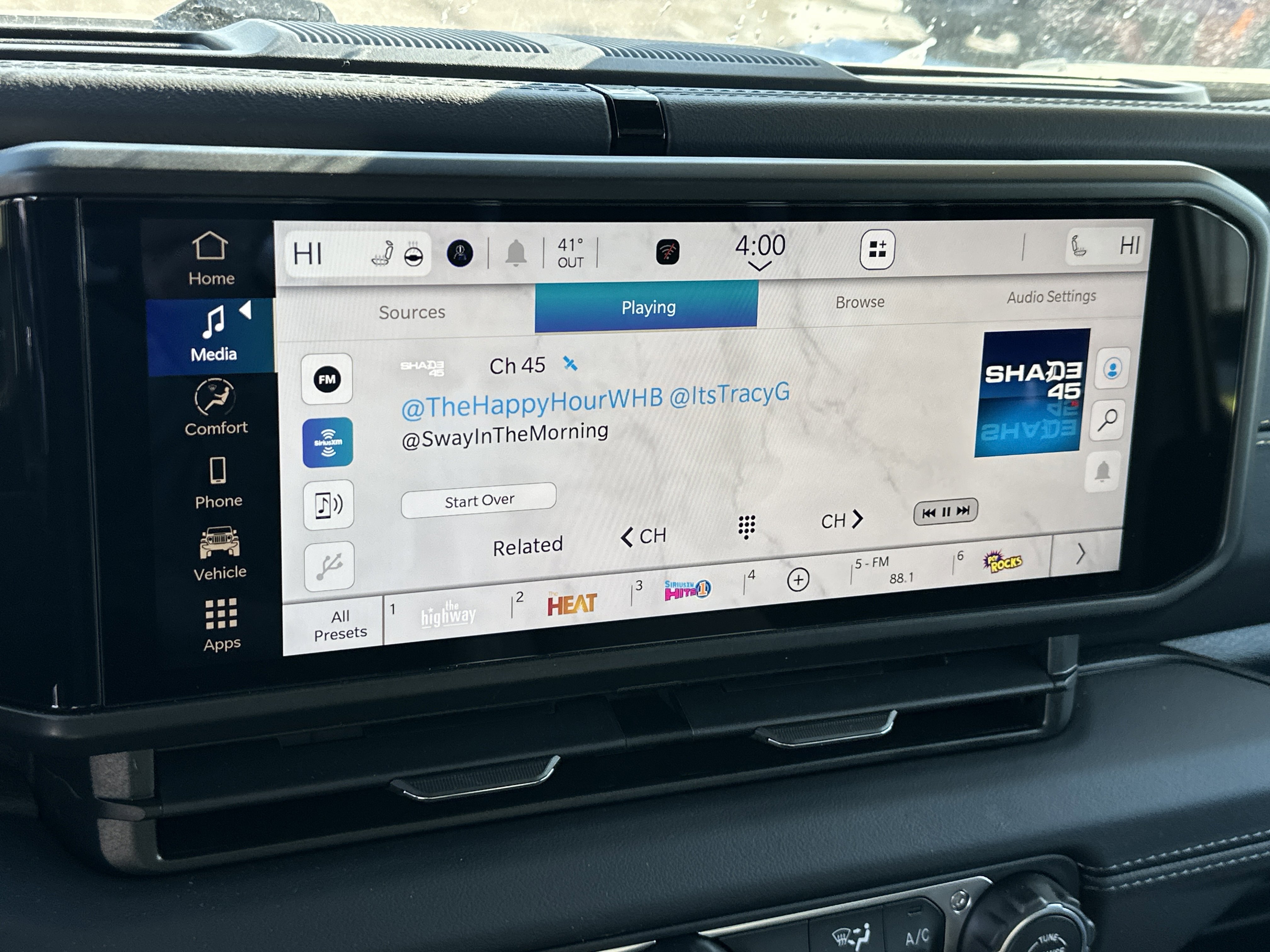 New 2026 Jeep Gladiator Sport image 6