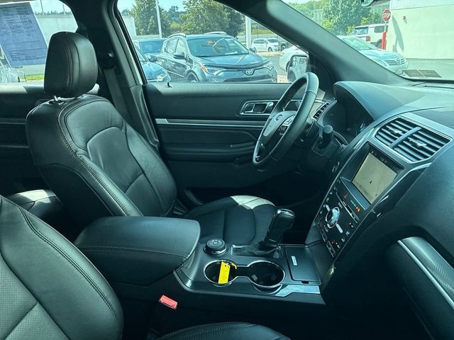 Used 2018 Ford Explorer Sport AWD/4WD image 23