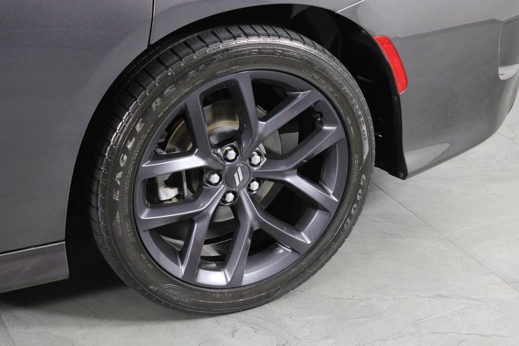 Used 2021 Dodge Charger R/T w/ Blacktop Package RWD image 12