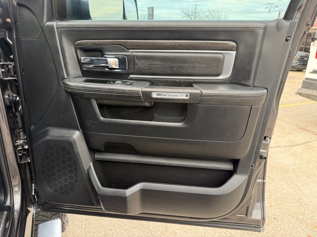 Used 2014 RAM 2500 Limited image 27