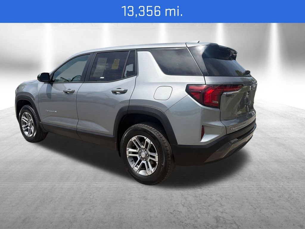 Used 2026 GMC Terrain Elevation w/ LPO, Floor Liner Package AWD/4WD image 3