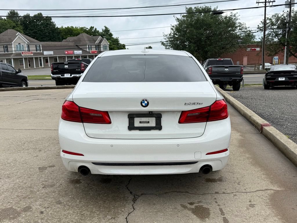 Used 2018 BMW 530e RWD image 7