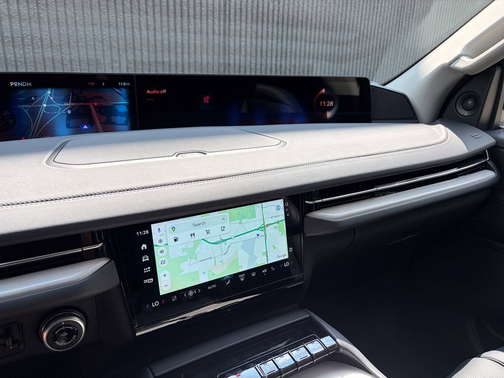 New 2027 Lincoln Navigator Premiere AWD/4WD image 36