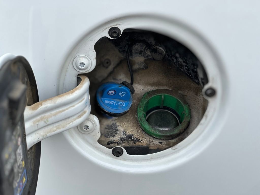 Used 2024 RAM 2500 Big Horn image 24