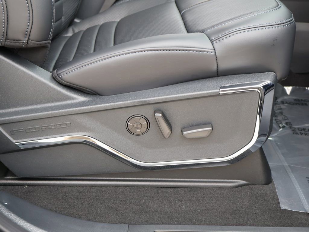 New 2026 Ford F250 Platinum image 11