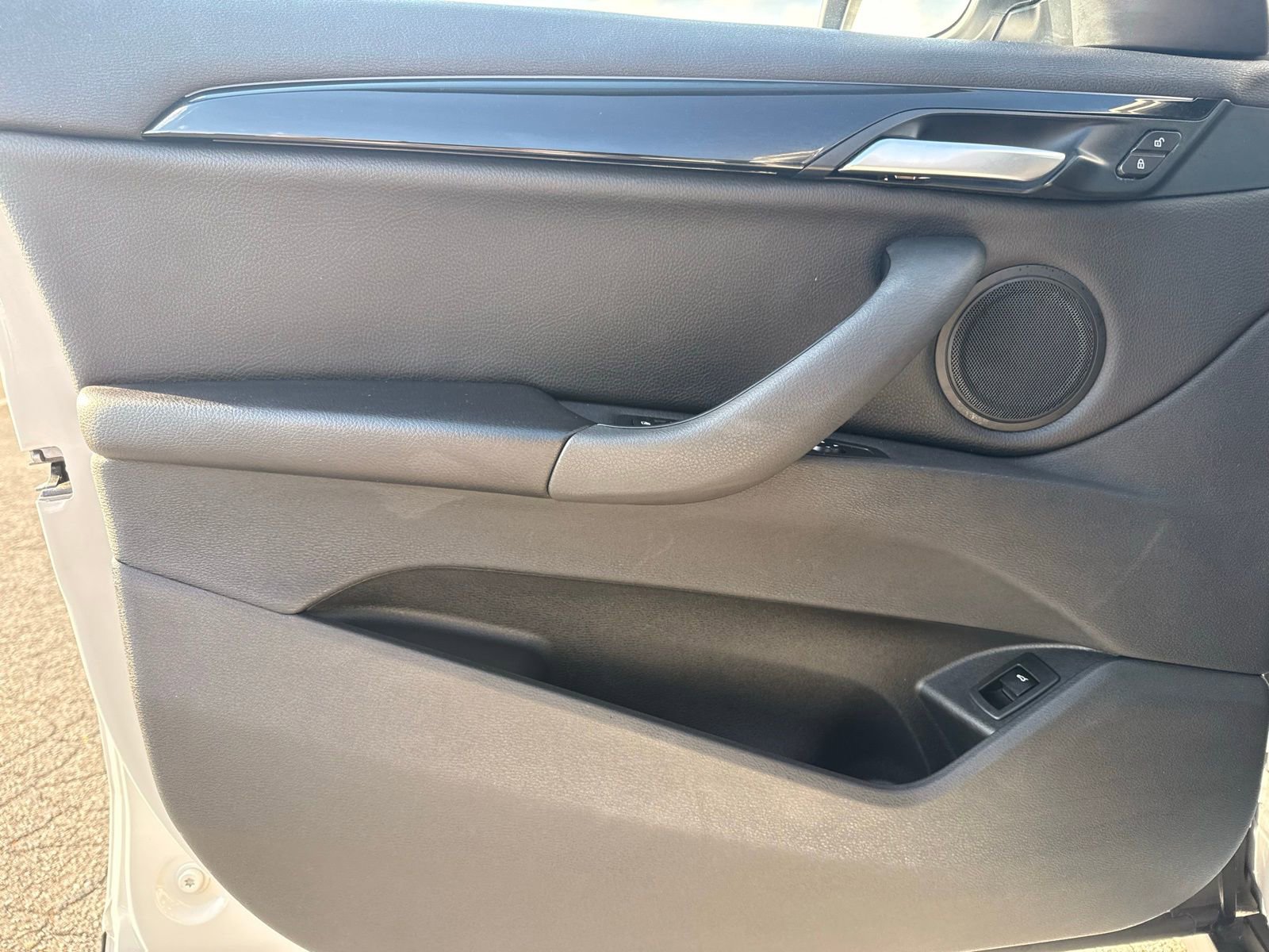 Used 2018 BMW X1 sDrive28i FWD image 14