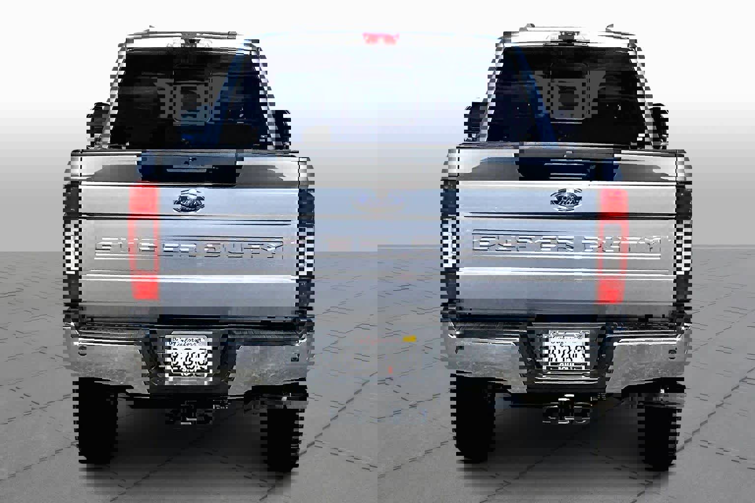 Used 2021 Ford F250 Lariat w/ Lariat Ultimate Package image 4