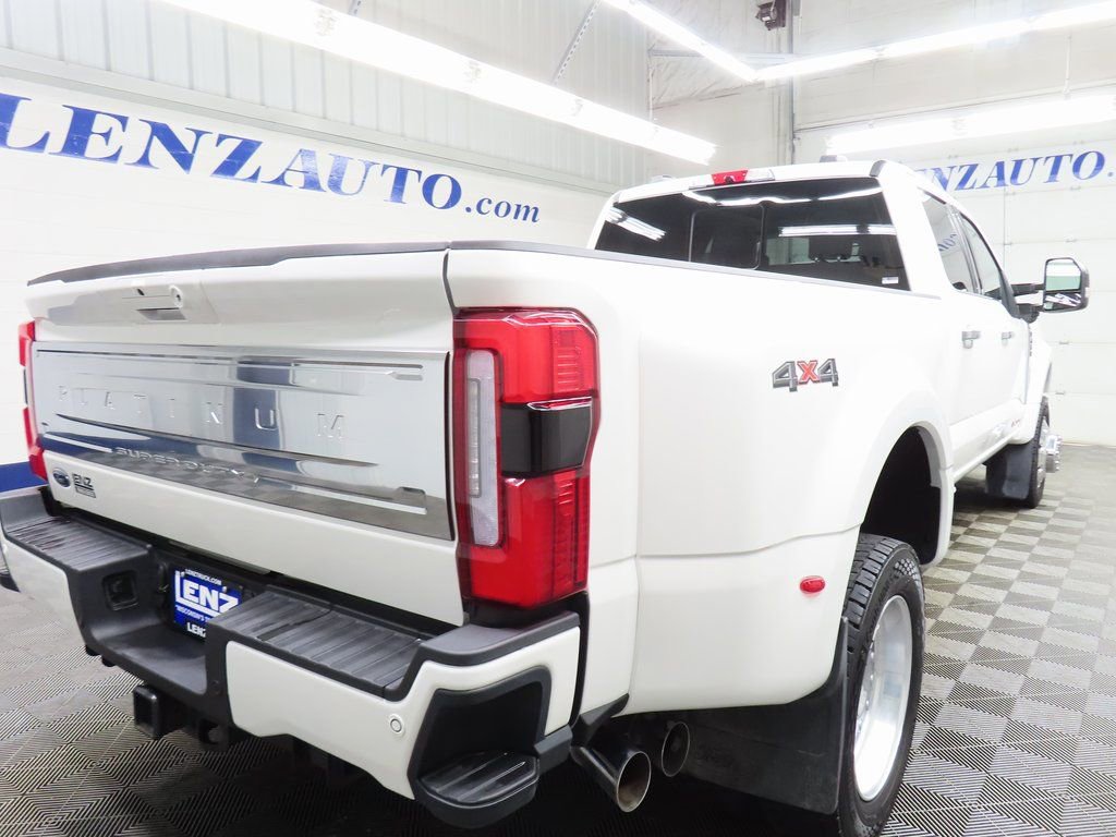 Used 2025 Ford F450 Platinum w/ Platinum Plus Package image 4