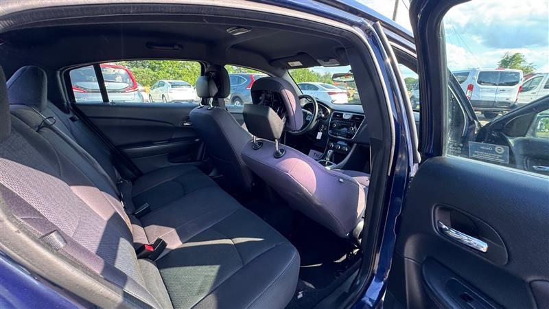 Used 2014 Chrysler 200 LX FWD image 33