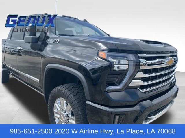 Used 2024 Chevrolet Silverado 2500 High Country w/ High Country Premium Package AWD/4WD image 1