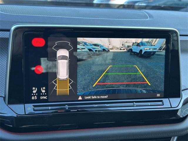 Used 2025 Volkswagen Atlas Peak Edition SE image 17