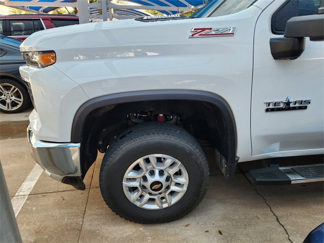 Used 2025 Chevrolet Silverado 2500 LT w/ Texas Edition AWD/4WD image 7