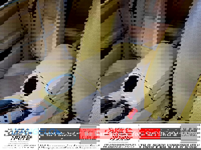 Used 2012 Porsche Panamera w/ Premium Pkg image 27