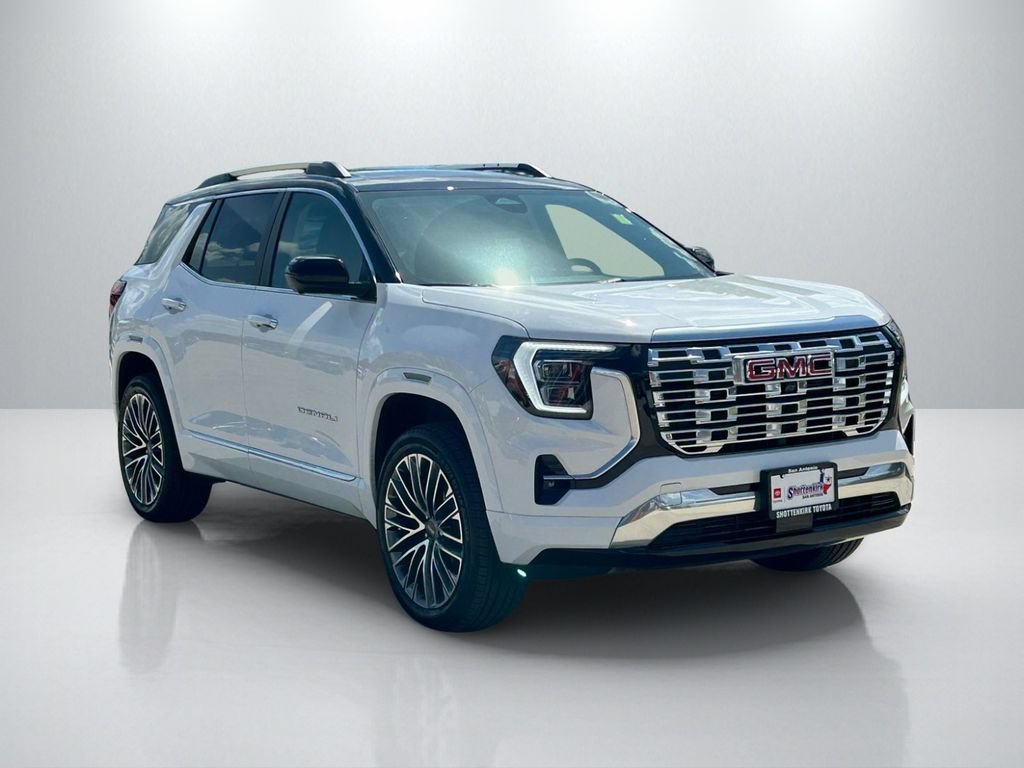 Used 2026 GMC Terrain Denali AWD/4WD image 3