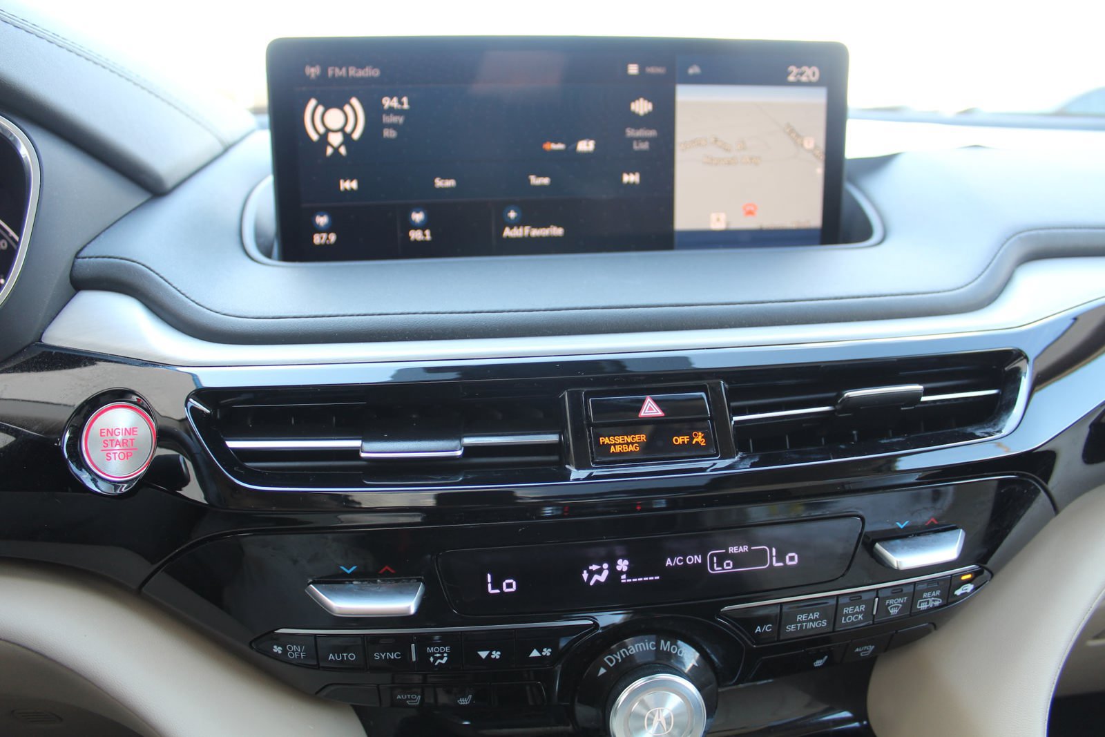 Used 2022 Acura MDX w/ Technology Package FWD image 11