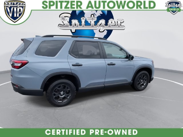 Used 2025 Honda Pilot TrailSport image 9