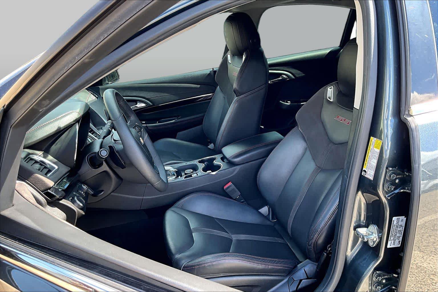 Used 2017 Chevrolet SS RWD image 8