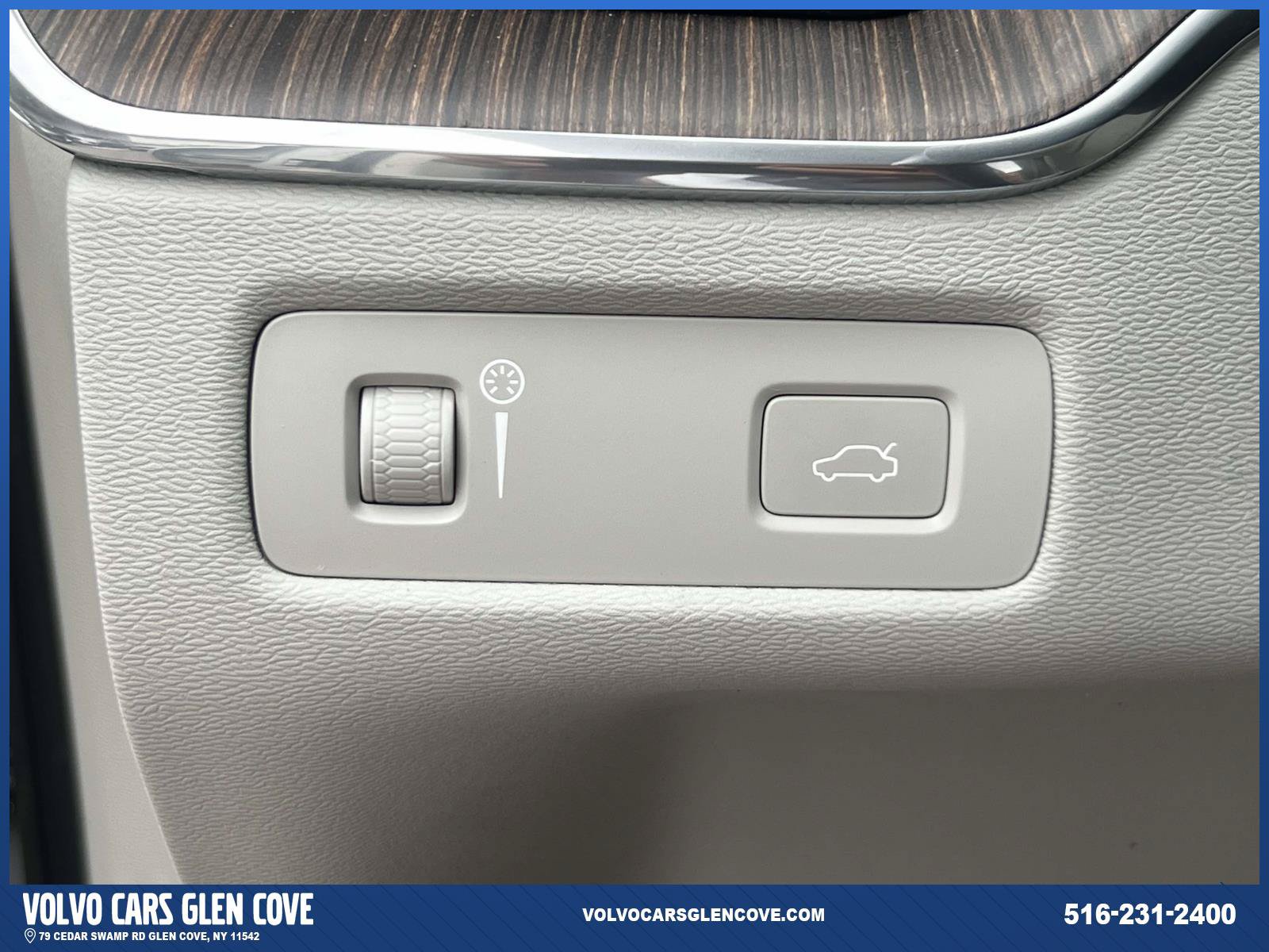 Used 2022 Volvo XC60 B5 Momentum w/ Climate Package AWD/4WD image 20