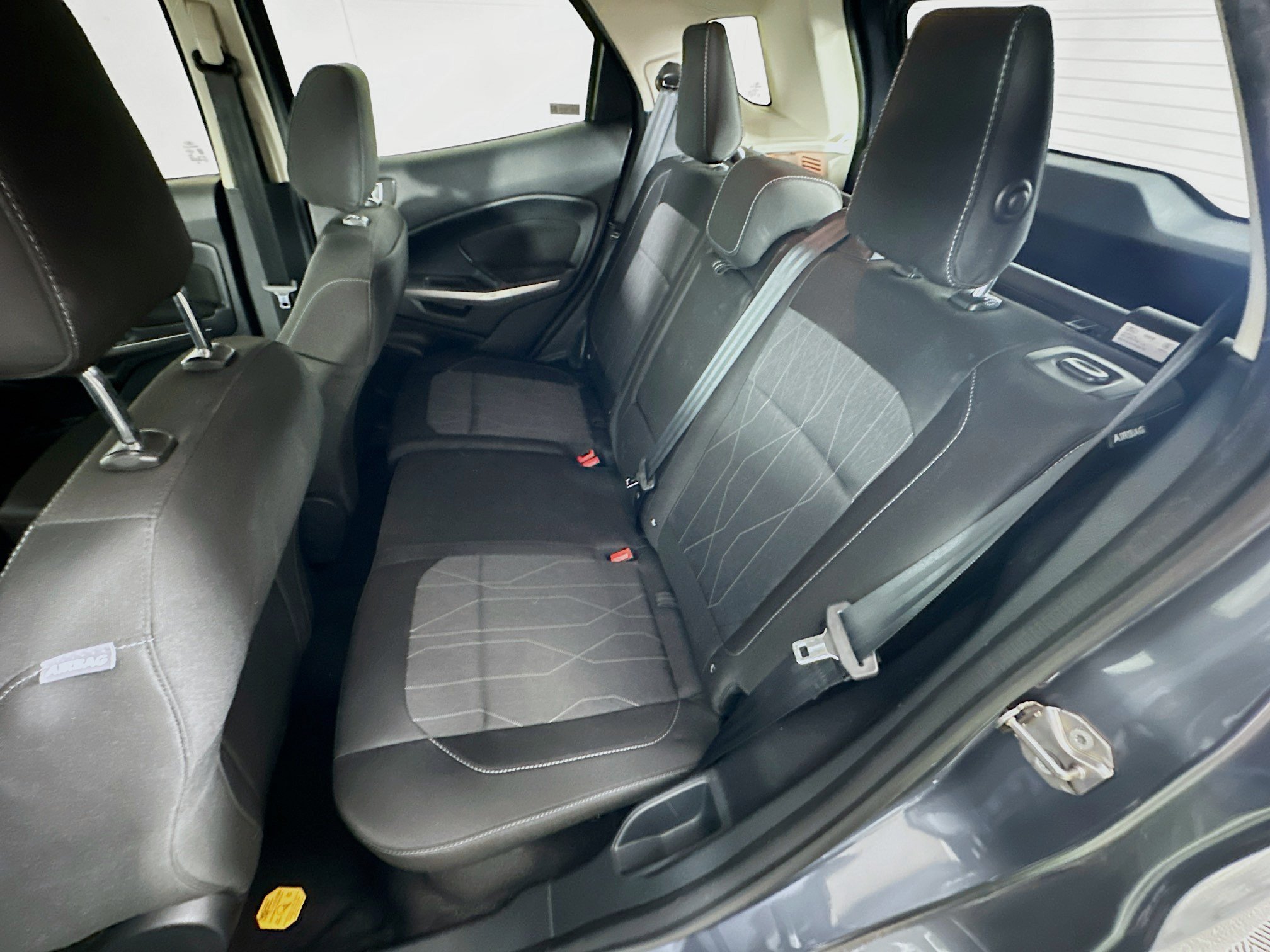 Used 2018 Ford EcoSport SE FWD image 26
