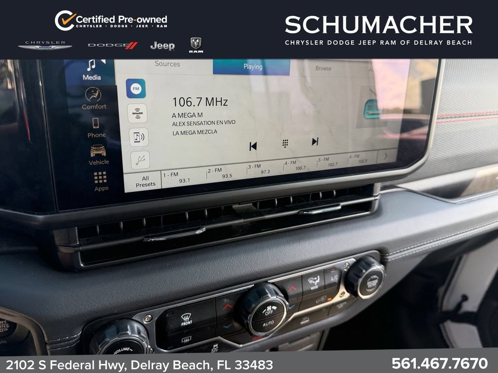 Used 2024 Jeep Wrangler Unlimited Rubicon AWD/4WD image 22