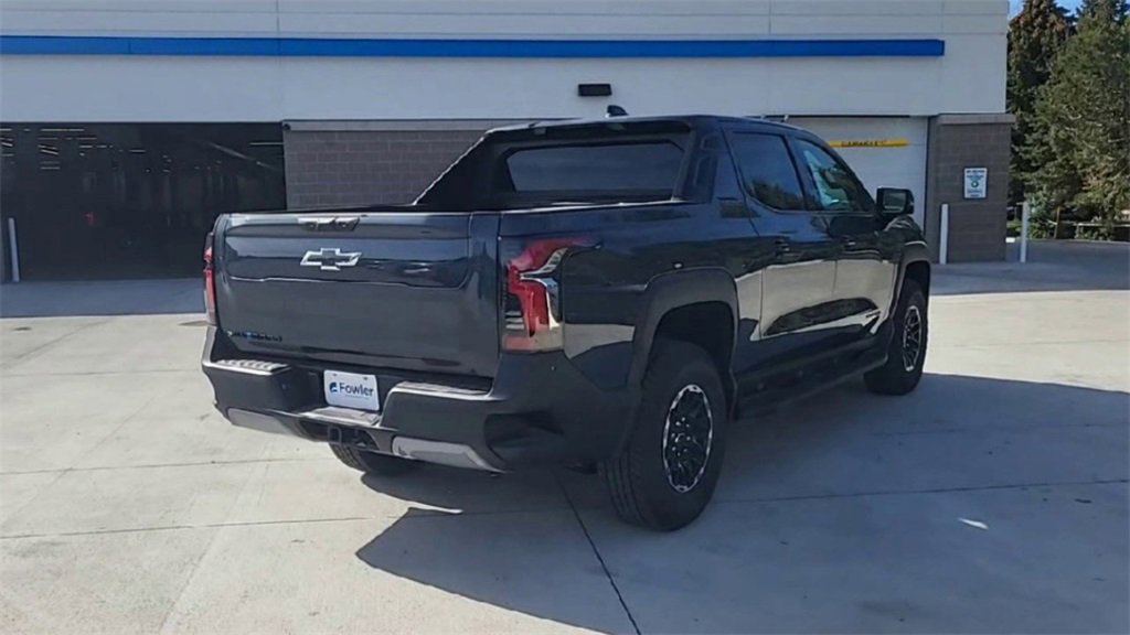 New 2026 Chevrolet Silverado EV Trail Boss image 9
