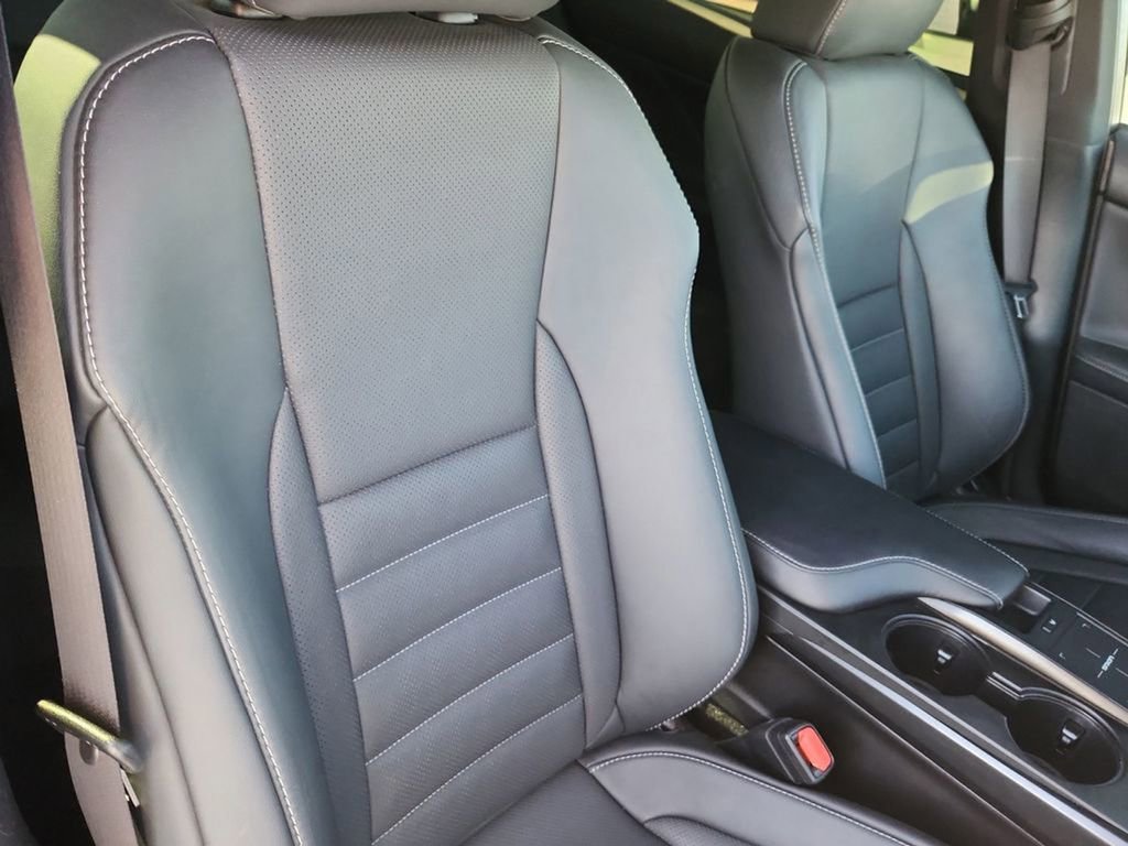 Used 2023 Lexus IS 350 F Sport w/ Navigation Package image 18