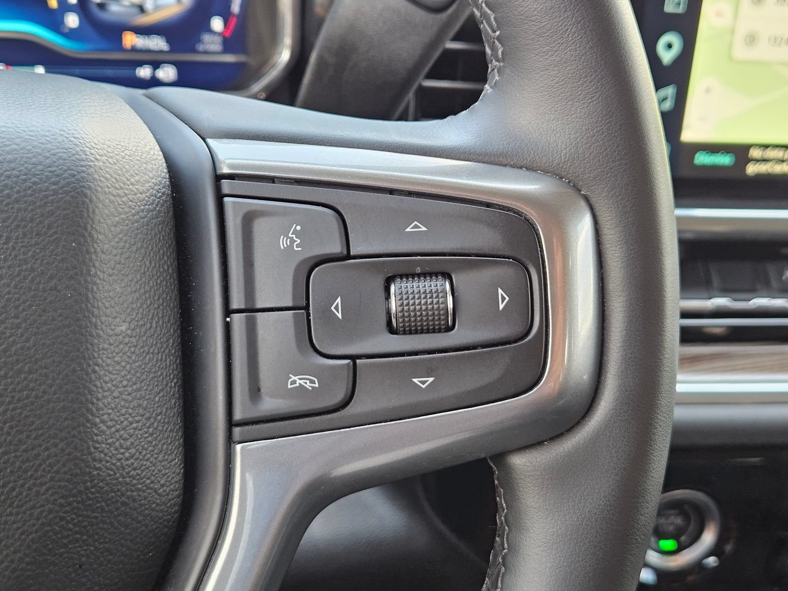 Used 2024 Chevrolet Silverado 1500 LT RWD image 26