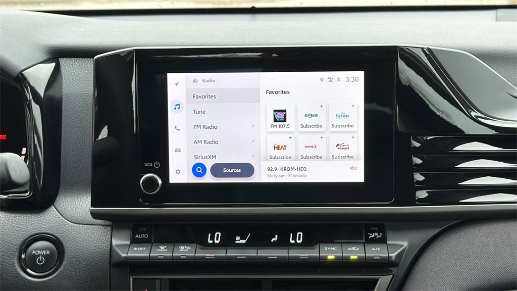 Certified 2025 Toyota Camry LE image 27