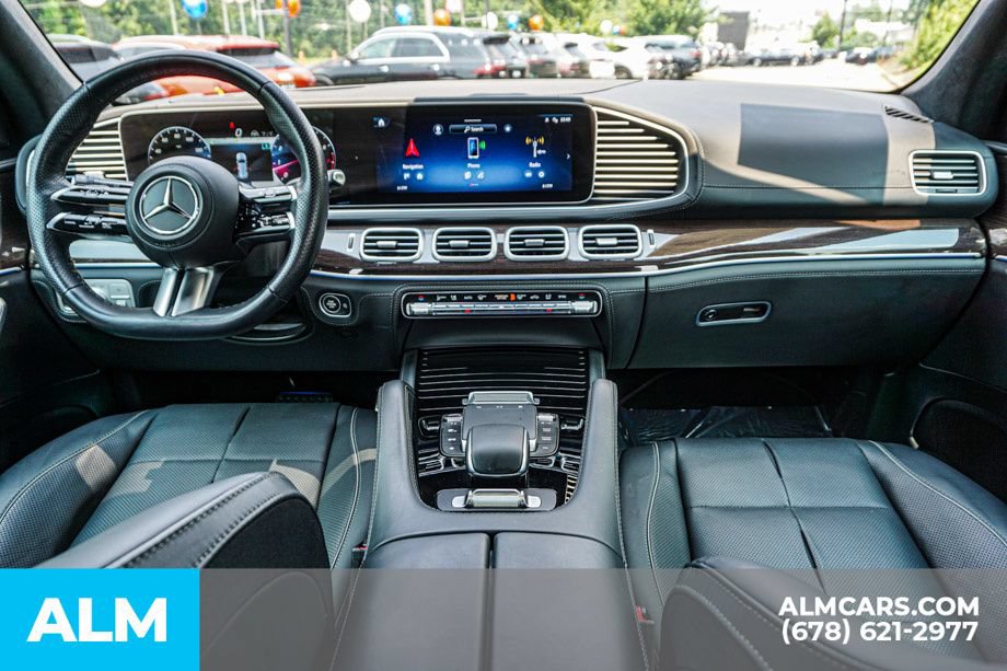 Used 2024 Mercedes-Benz GLS 580 4MATIC w/ Warmth & Comfort Package image 27