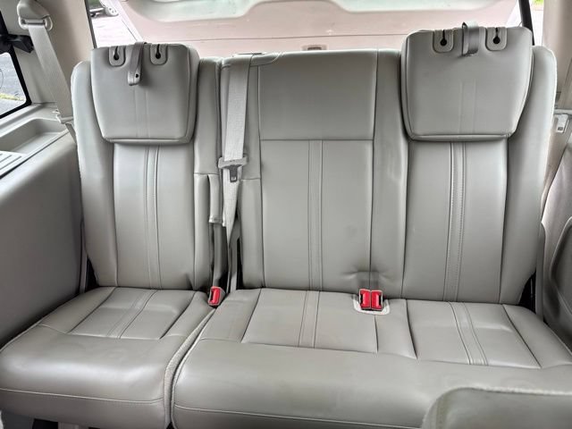 Used 2017 Lincoln Navigator Select AWD/4WD image 15